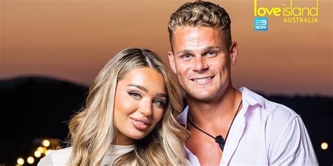 zac and lucinda love island australia|lucinda and zac still together.